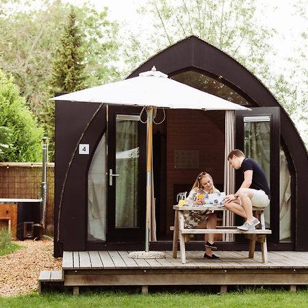 Pod Huisje Met Hottub Dokkum Luaran gambar